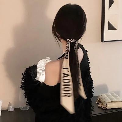 踏破荆棘向朝阳